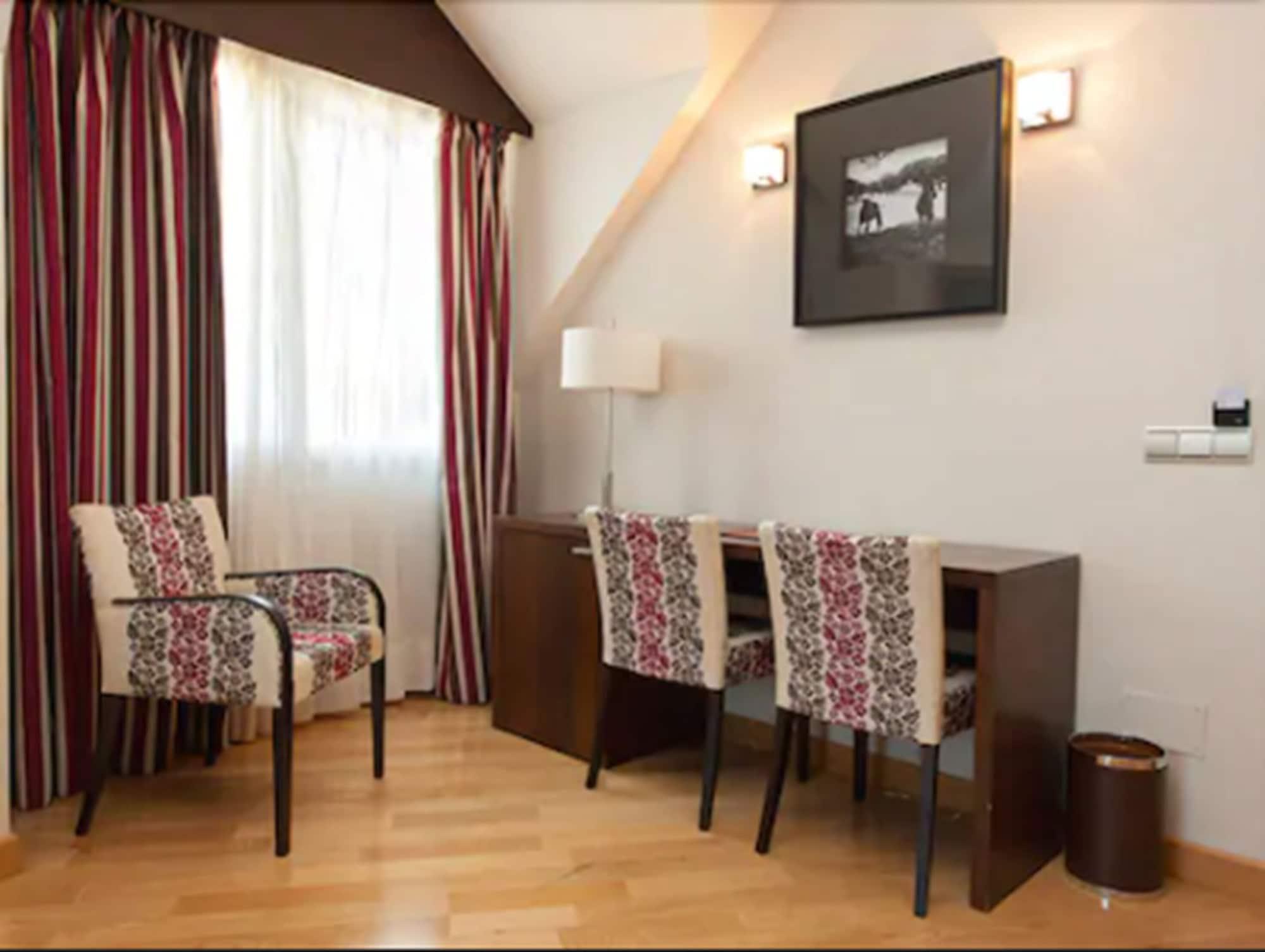 Hotel FC Villalba Collado Villalba Buitenkant foto