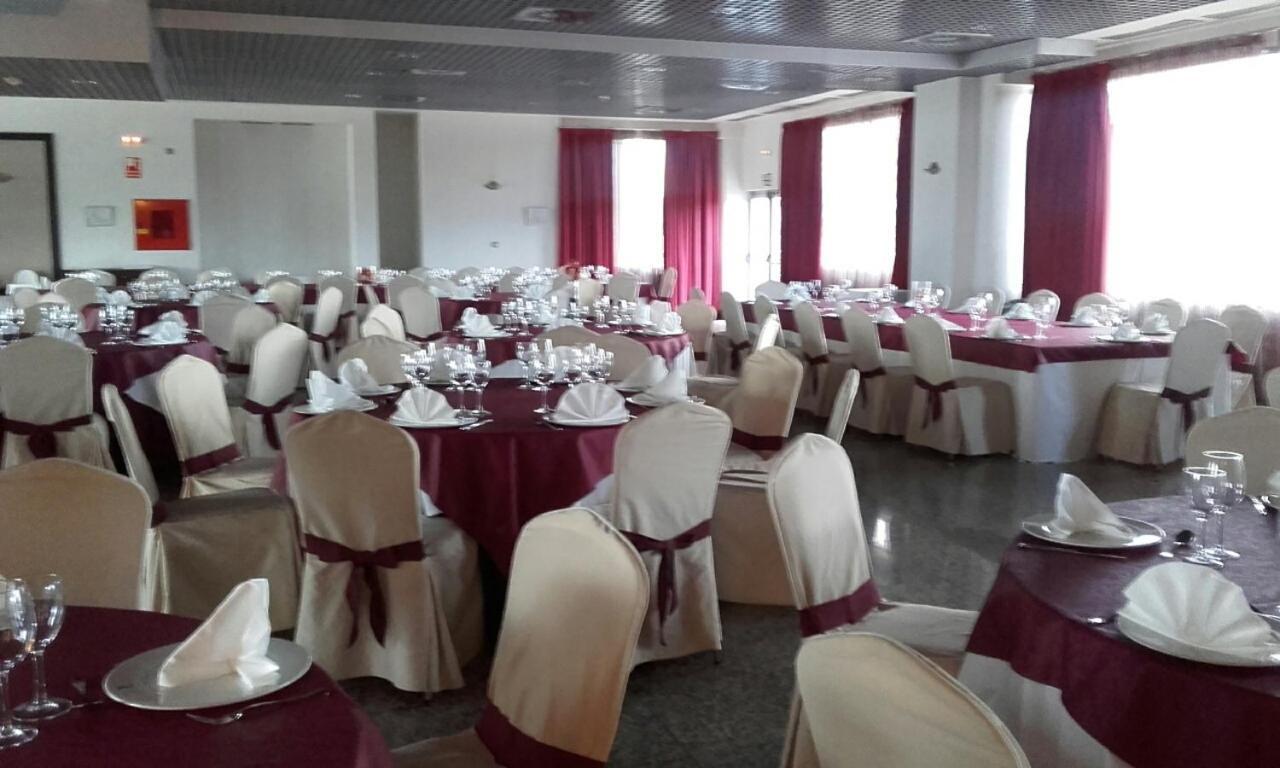 Hotel FC Villalba Collado Villalba Buitenkant foto