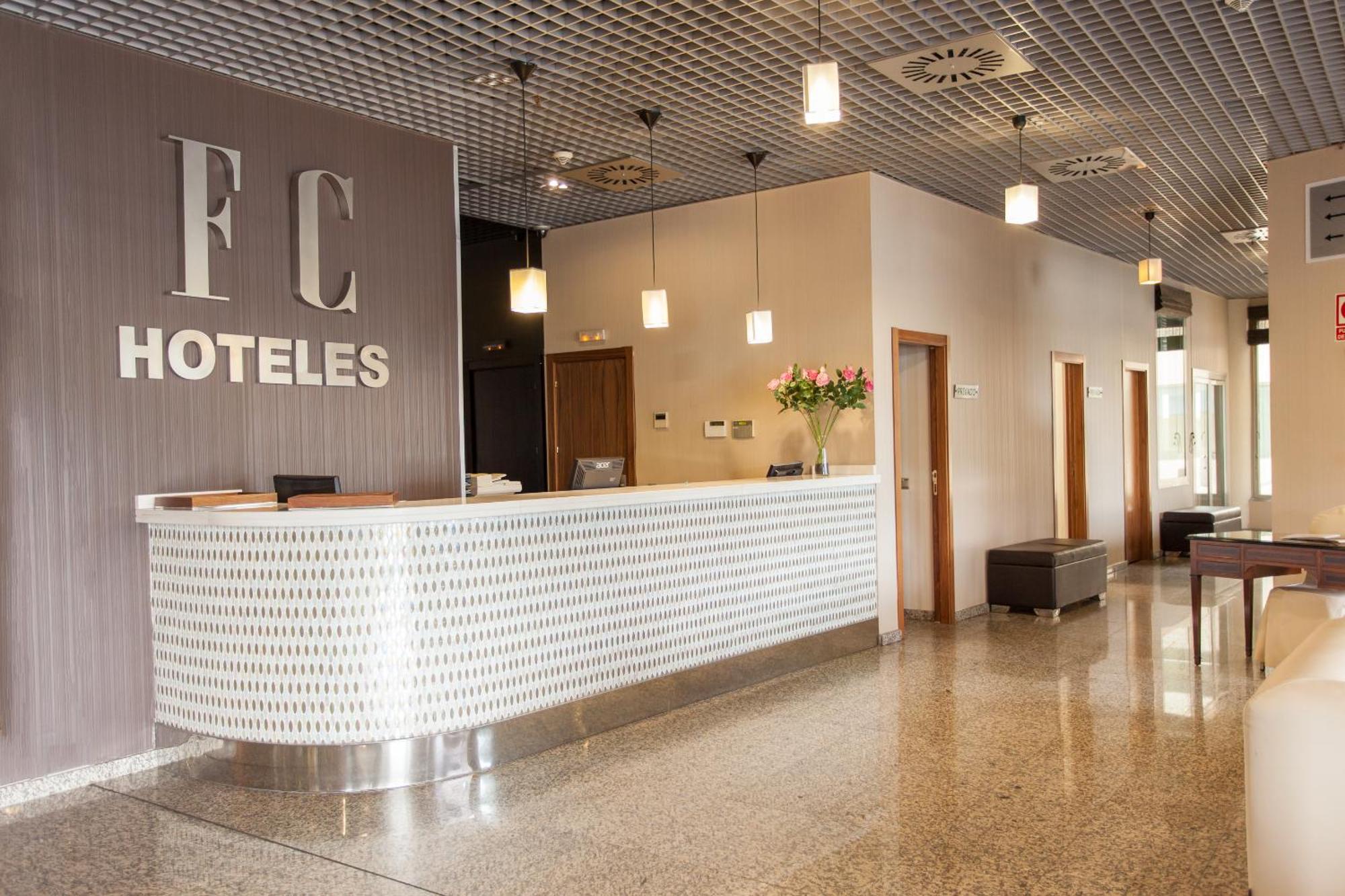Hotel FC Villalba Collado Villalba Buitenkant foto