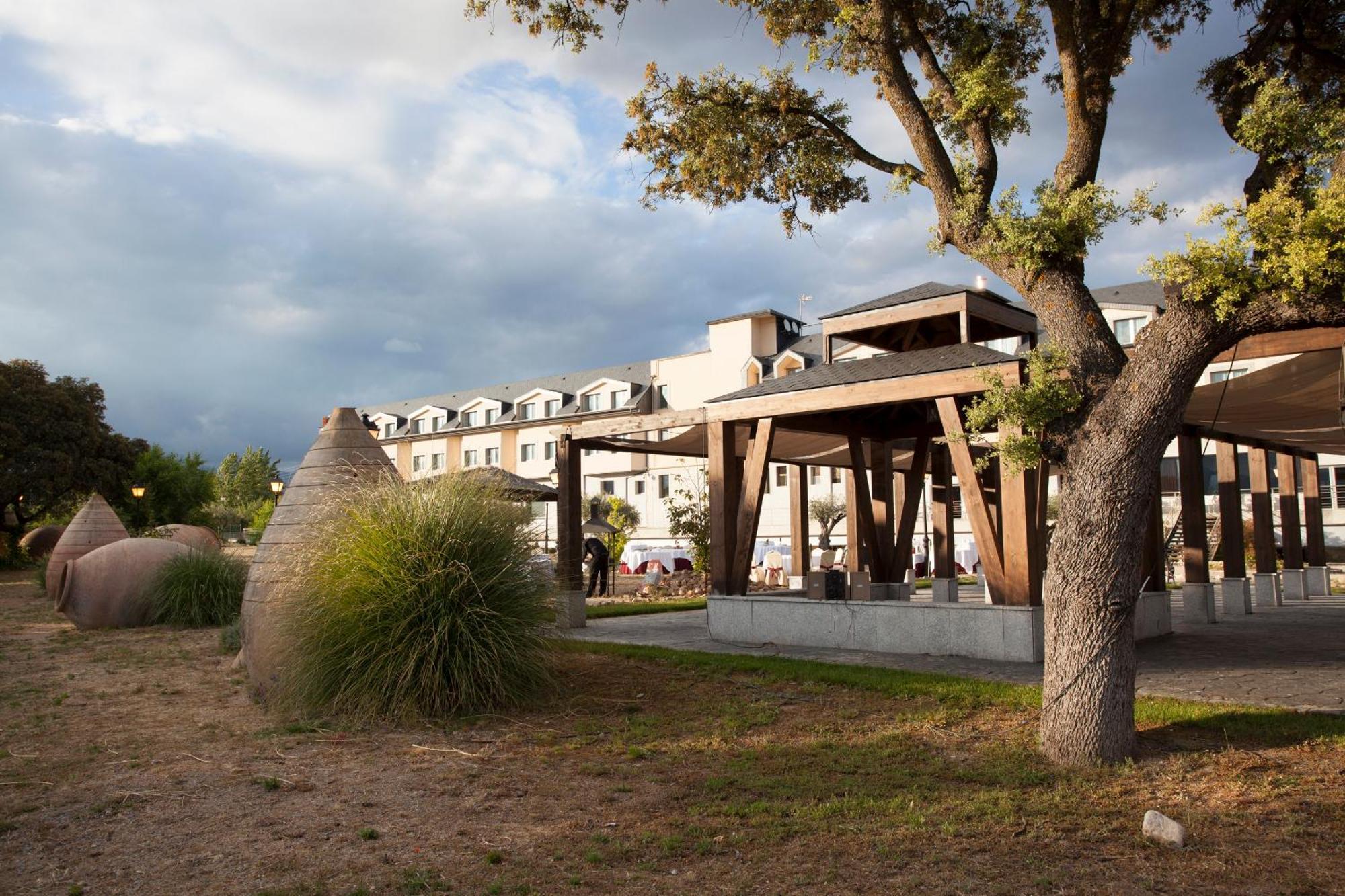 Hotel FC Villalba Collado Villalba Buitenkant foto