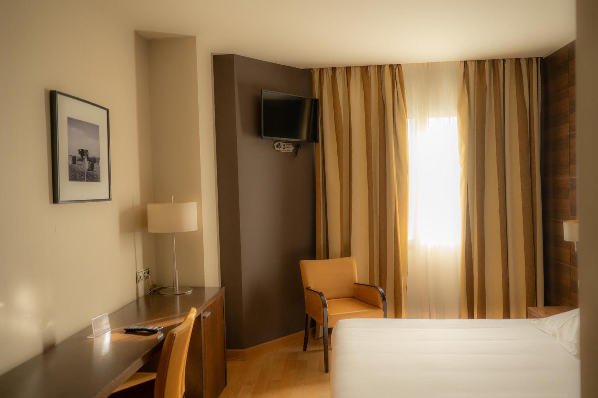 Hotel FC Villalba Collado Villalba Buitenkant foto